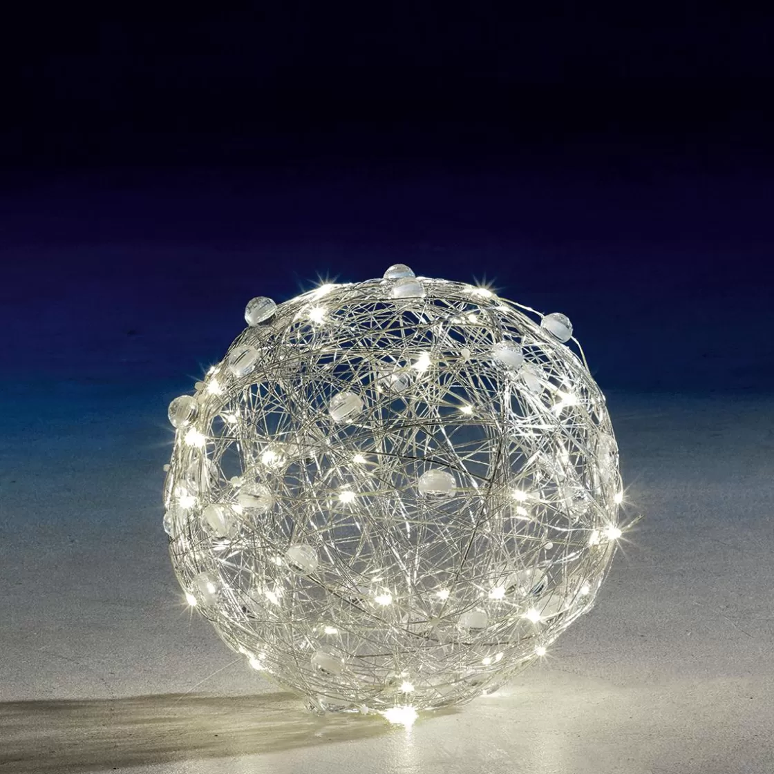 Luz Decorativa | Luces De Navidad>DecoWoerner Bola De Alambre Con Luz LED Ø 25 Cm plata