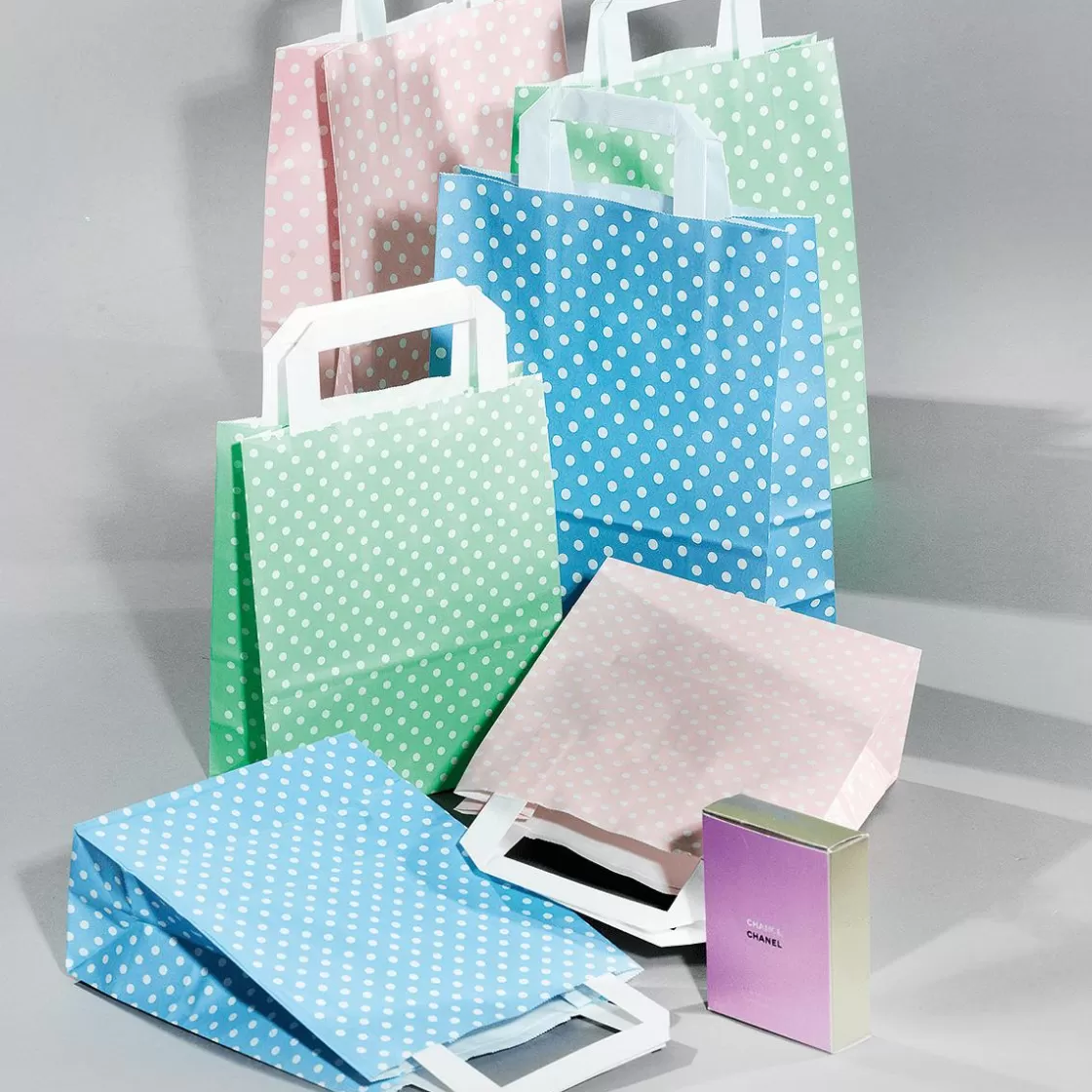 Bolsas De Regalo Y Bolsas Portátiles>DecoWoerner Bolsa De Papel Kraft "Puntitos" 22 X 18 Cm, da rosa