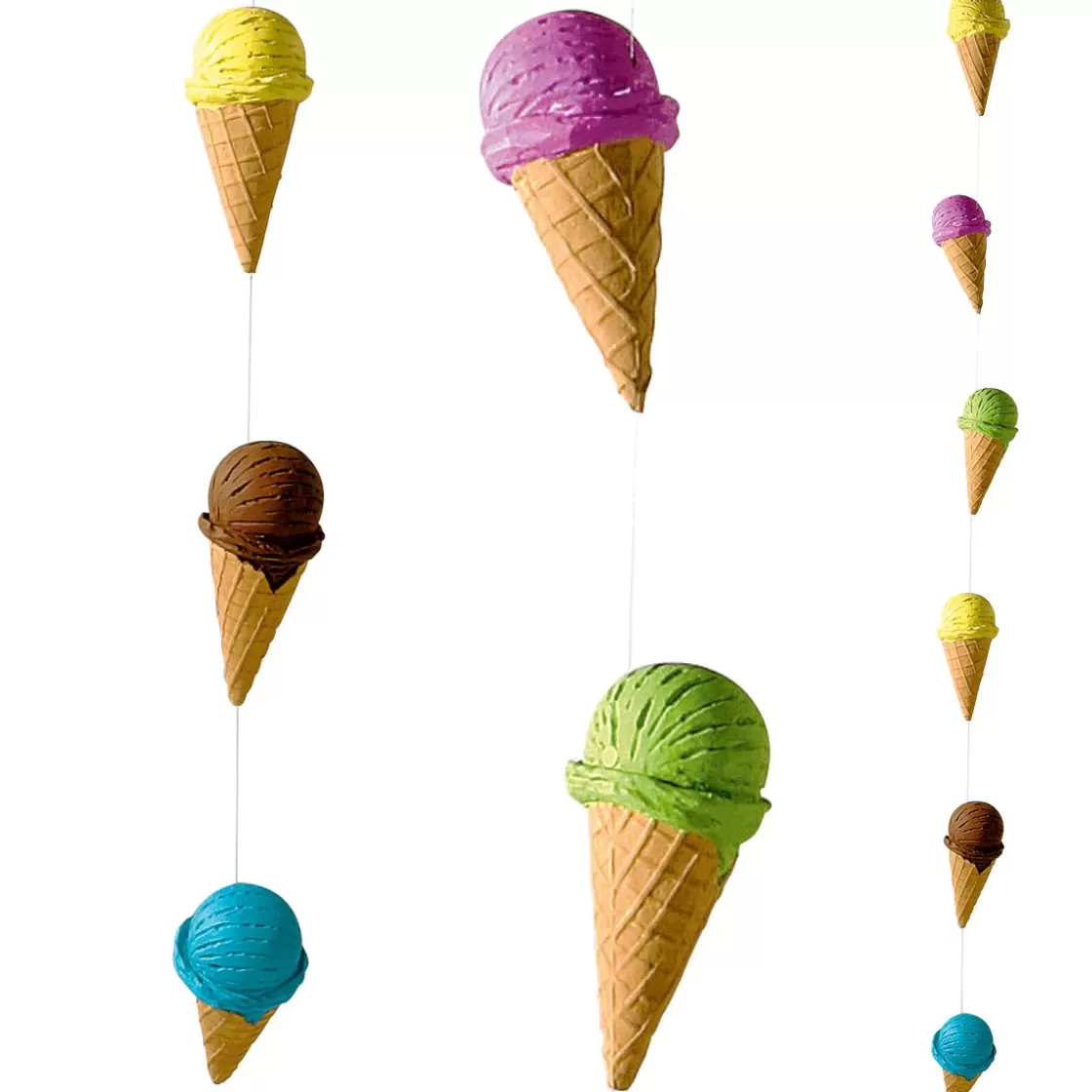 Decoración De Verano | Chocolate Y Helados>DecoWoerner Cadena Decorativa De Helados De Cucurucho Alimento De Imitación 220 Cm Beige