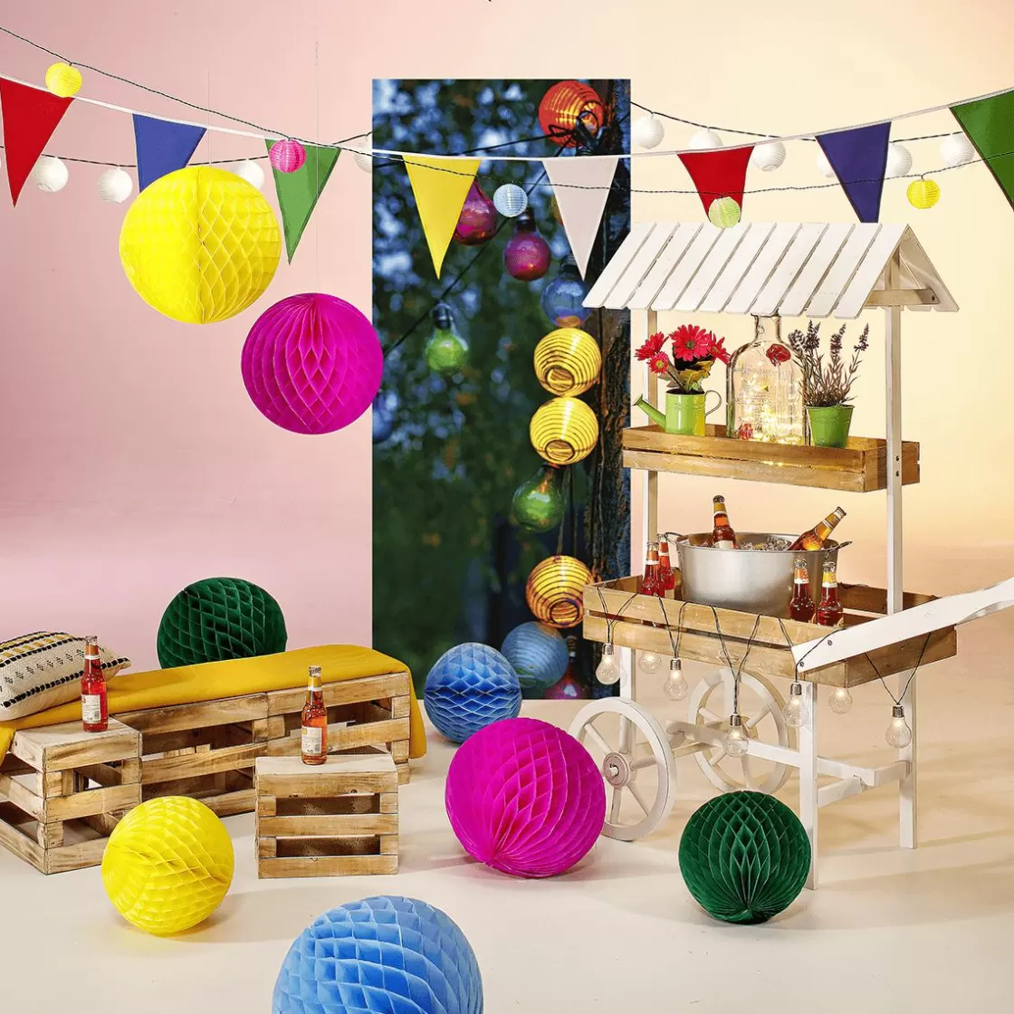 Decoración Temática | Decoración De Verano>DecoWoerner Linterna LED De Colores Con Cadena De 950 Cm multicolor