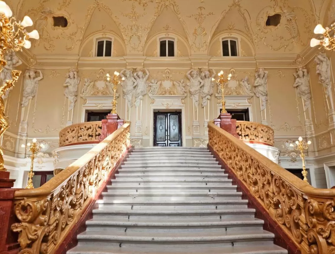 Decoración Temática | Pancartas Temáticas>DecoWoerner Lona XXL "Escalera Del Castillo" De Lona De Camión Ignífuga 250 X 330 Cm oro