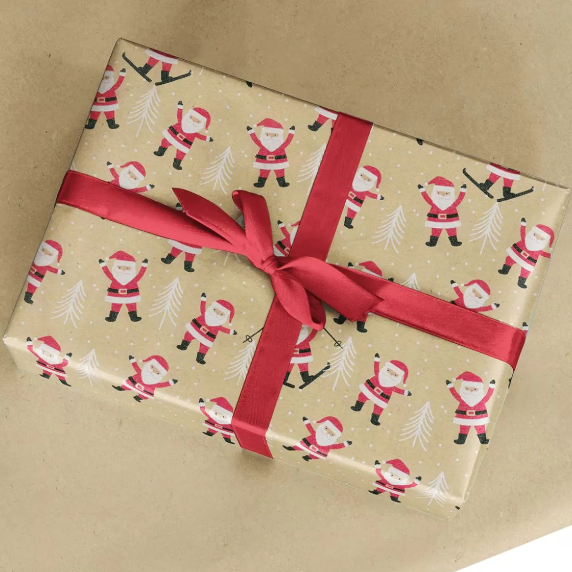 Papel De Regalo | Go Green - Envoltorio Para Regalo Ecológico>DecoWoerner Papel Kraft Reciclado Con Papá De Noel Y Abetos Blancos - Rollo De Papel De Envolver De 50m marrón