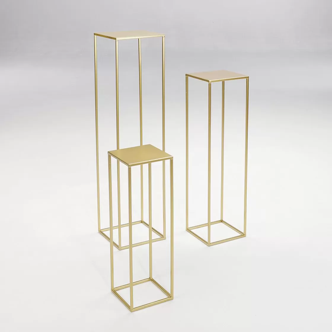 Expositores Para Tiendas | Macetas Y Artículos De Decoración>DecoWoerner Soporte Para Plantas Juego De Mesa Gold 3pcs. oro